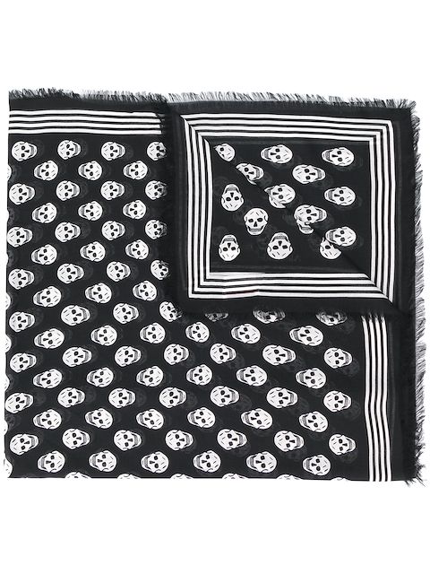 Alexander McQueen mascada con estampado de calaveras
