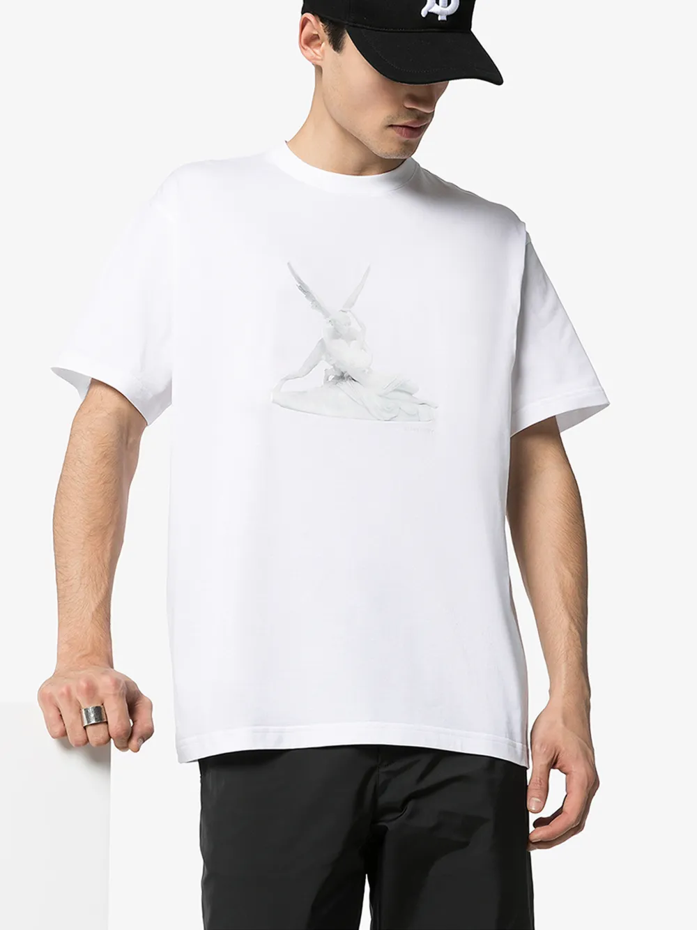 BURBERRY BURBERRY MENS WHITE CUPID PRINT OVERSIZED T-SHIRT,802436514696315