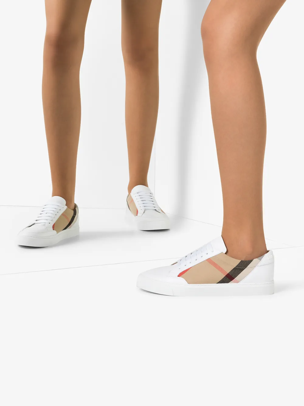 BURBERRY photo