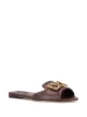 الصورة 2 من Dolce & Gabbana صندل ببروش DG