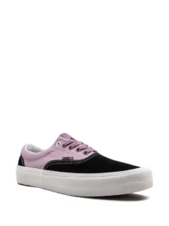 lizzie armanto vans era
