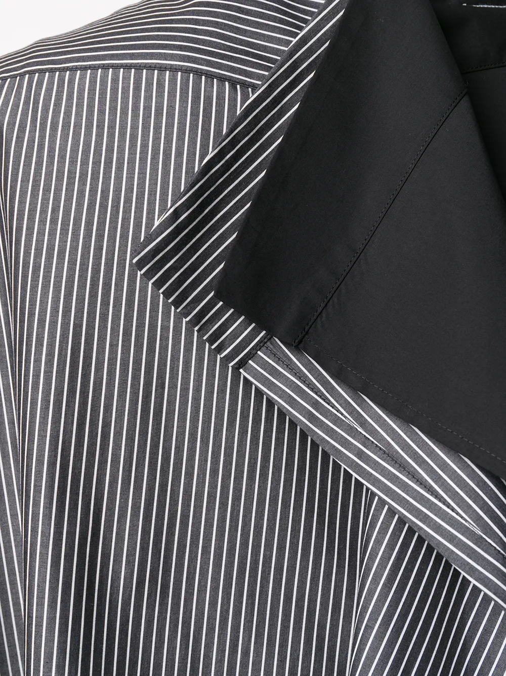 фото Mm6 maison margiela рубашка на пуговицах с контрастной вставкой