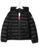 الصورة 1 من Moncler Kids معطف مبطن بالريش بغطاء رأس