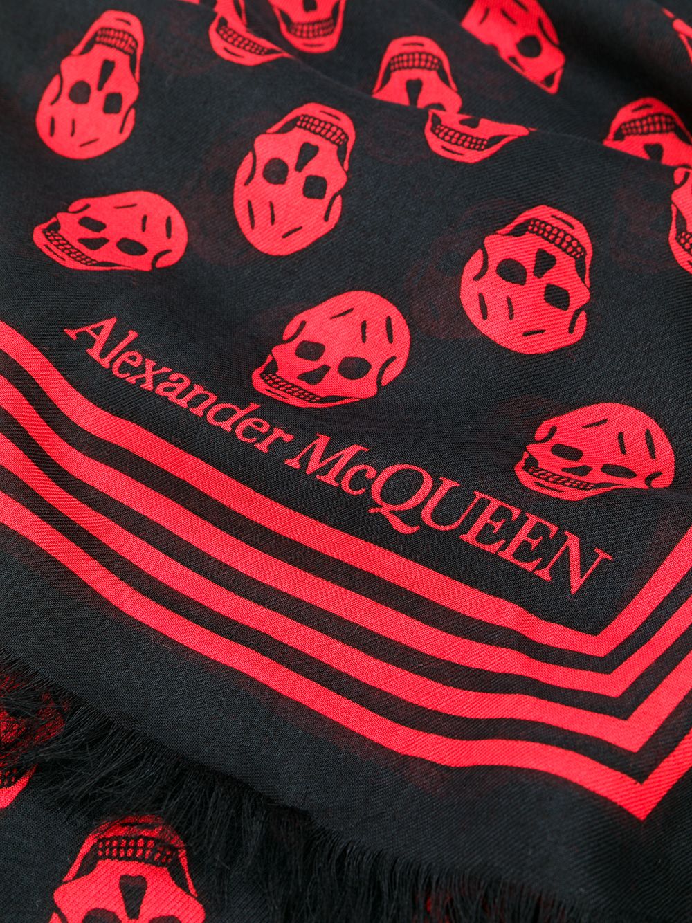 фото Alexander McQueen шарф с принтом Biker Skull