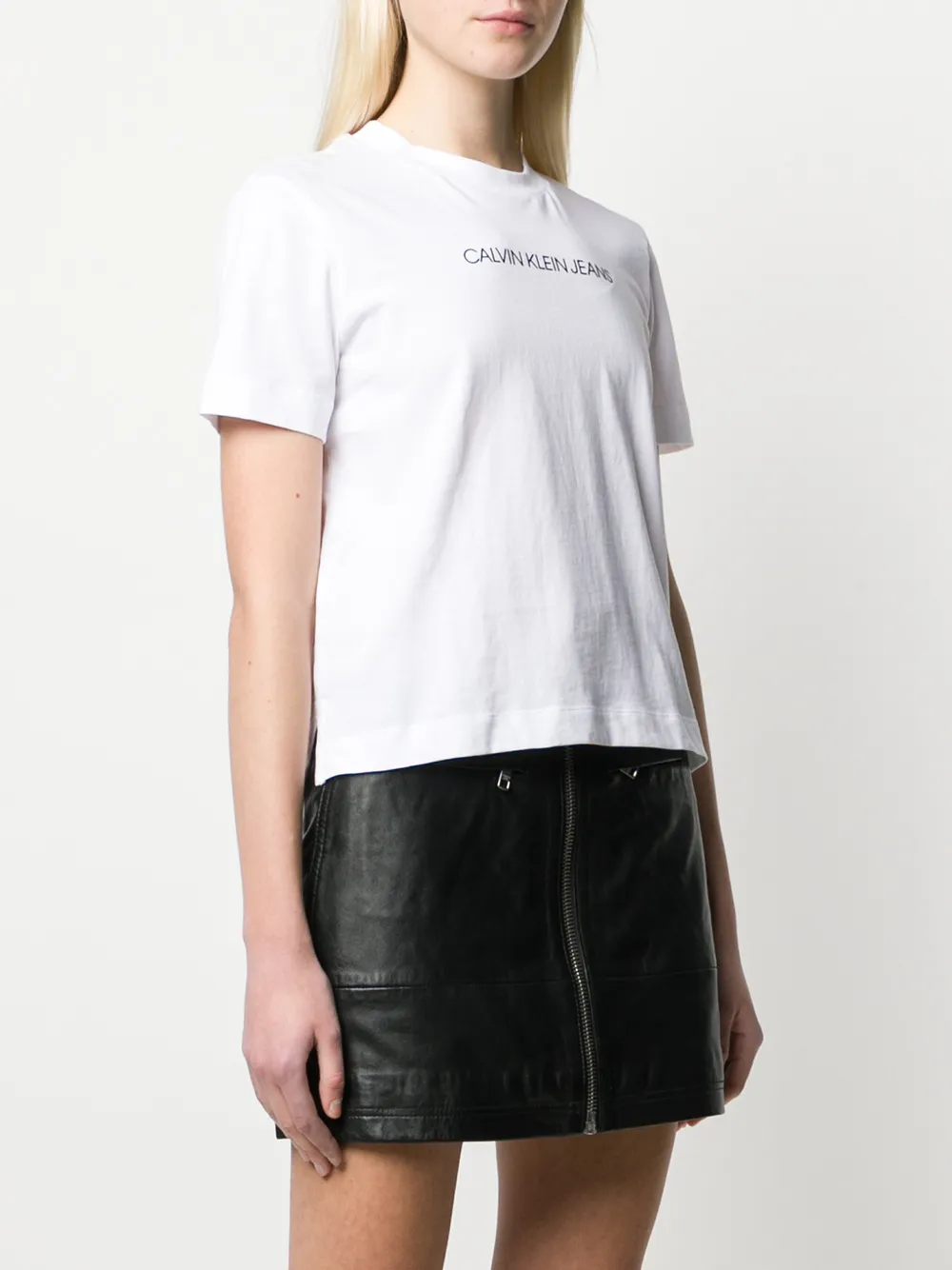 фото Calvin klein jeans футболка с логотипом
