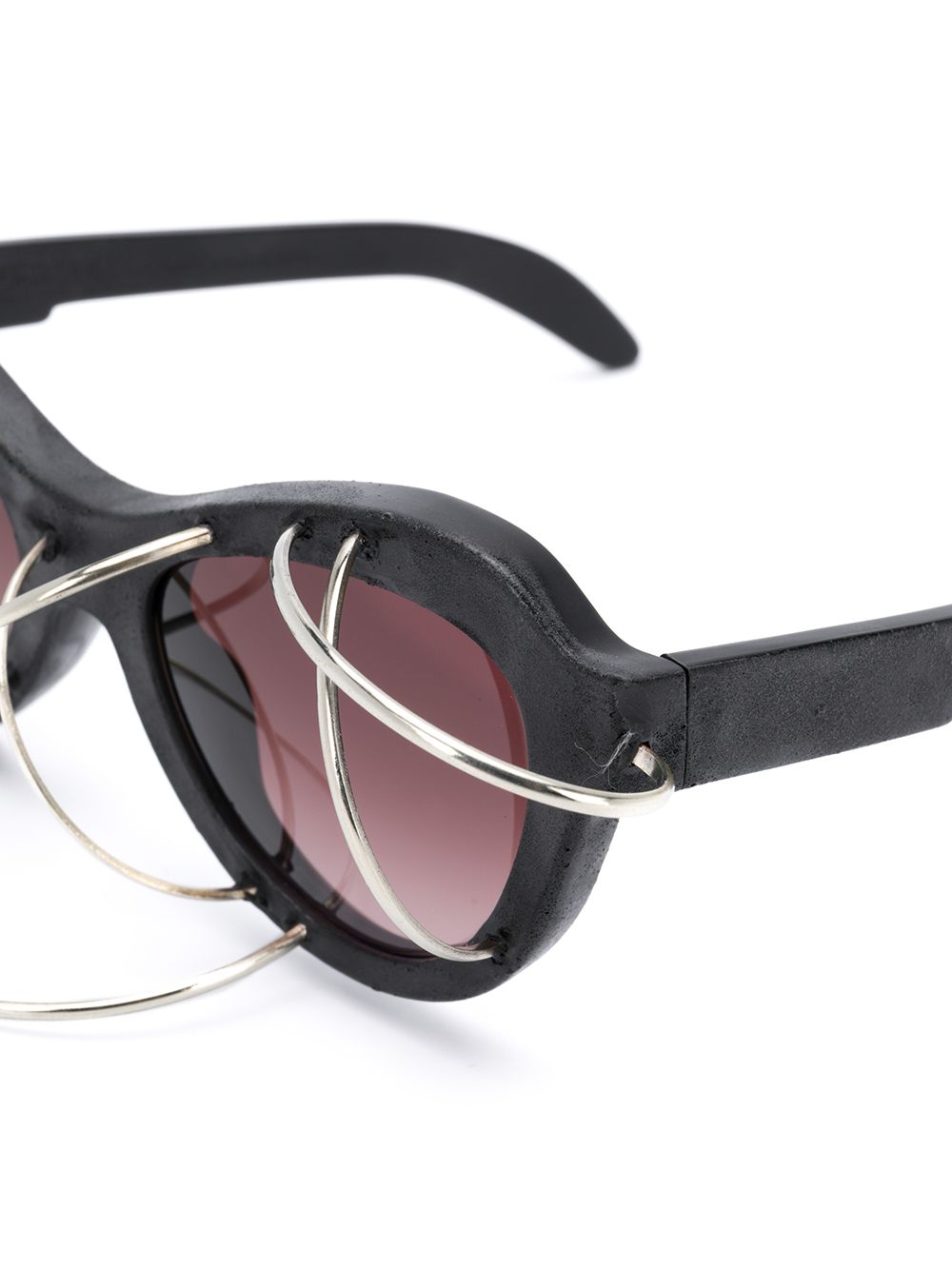 фото Kuboraum Y2 wire detail sunglasses