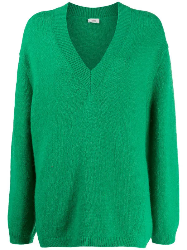 green oversized jumper
