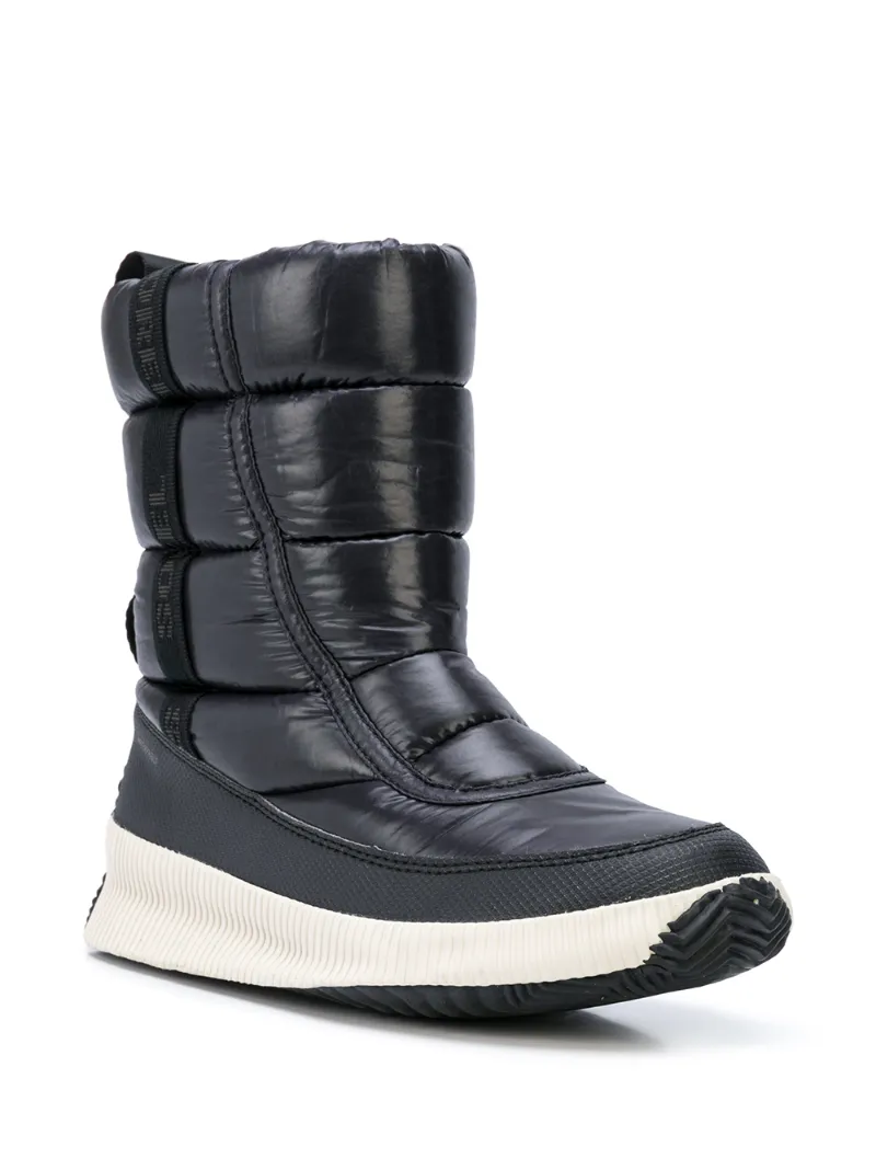 sorel mid puffy boot