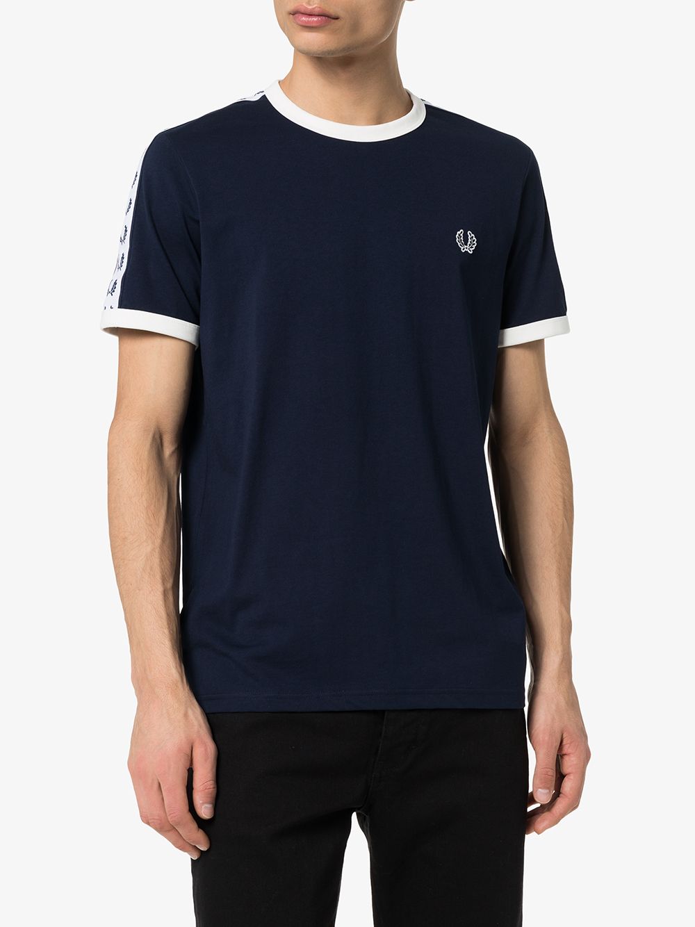 Fred Perry T-shirt met logo Blauw
