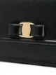 Salvatore Ferragamo حقيبة كتف جيني