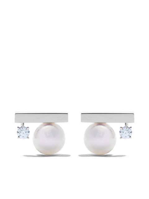 TASAKI aretes Petit Balance Class en oro blanco de 18kt con diamantes