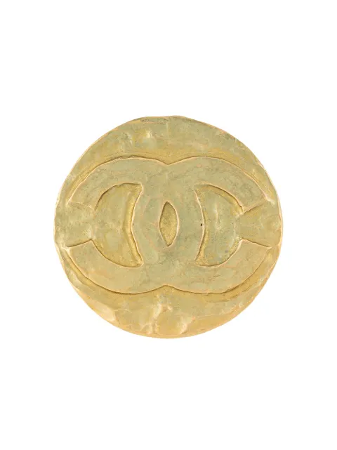 CHANEL Pre-Owned 1995 round CC brooch