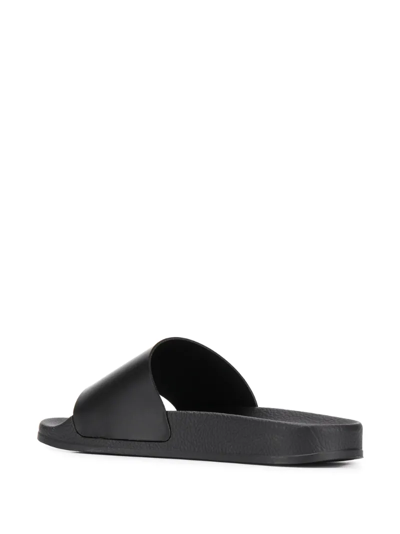 OFF-WHITE contrasting logo slides