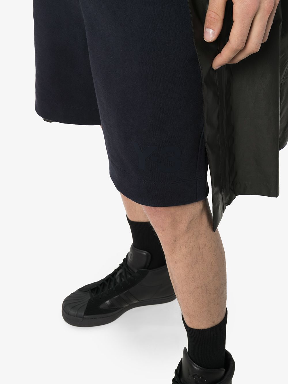 фото Y-3 drawstring track shorts