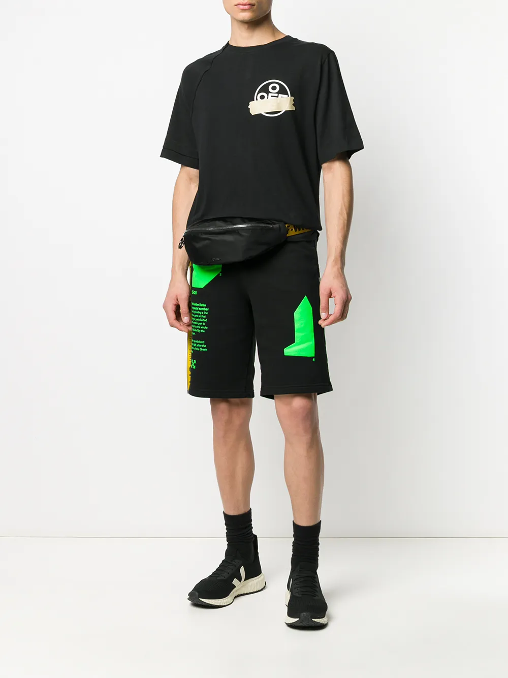 الصورة 2 من Off-White حقيبة وسط كلاسيكية