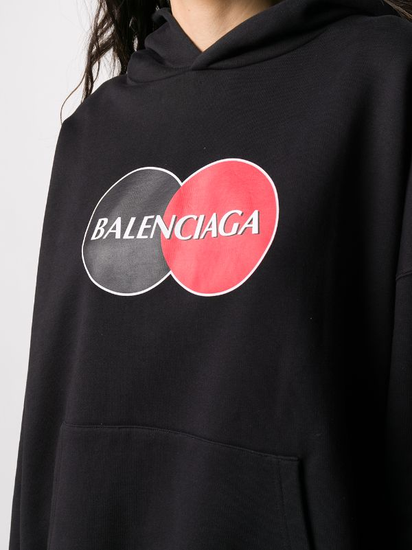 balenciaga uniform logo