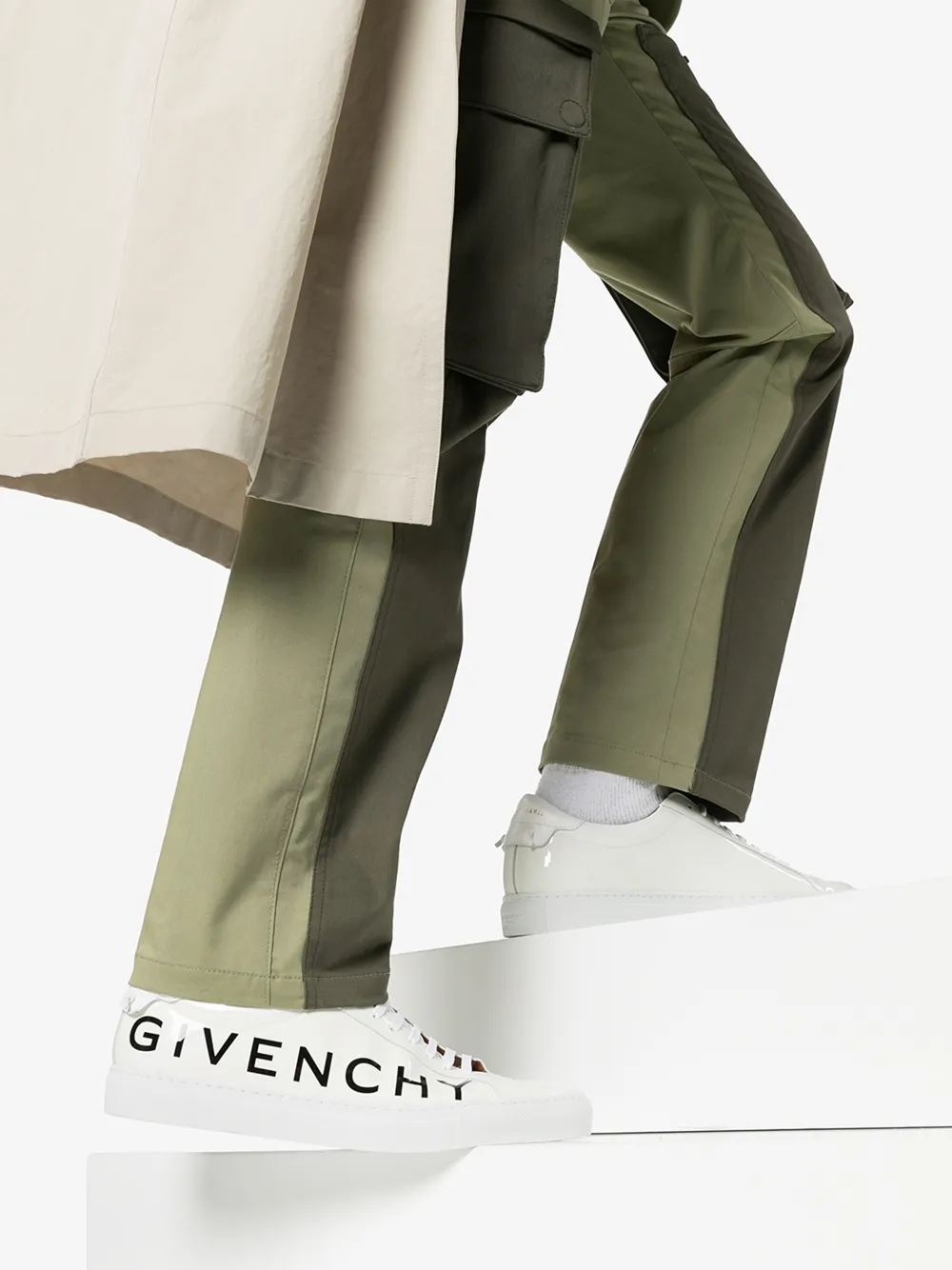 GIVENCHY GIVENCHY WHITE URBAN PATENT LEATHER LOGO SNEAKERS,BH0002H0L314770148