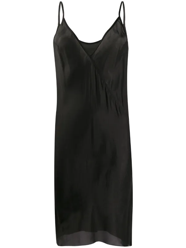 black v neck slip