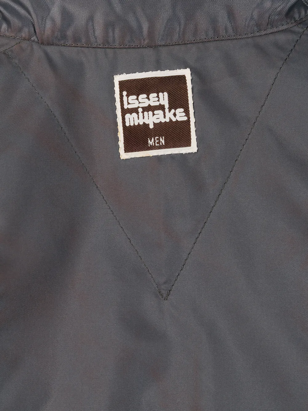 Issey Miyake Pre-Owned Trench doppiopetto anni '70 | Image 6