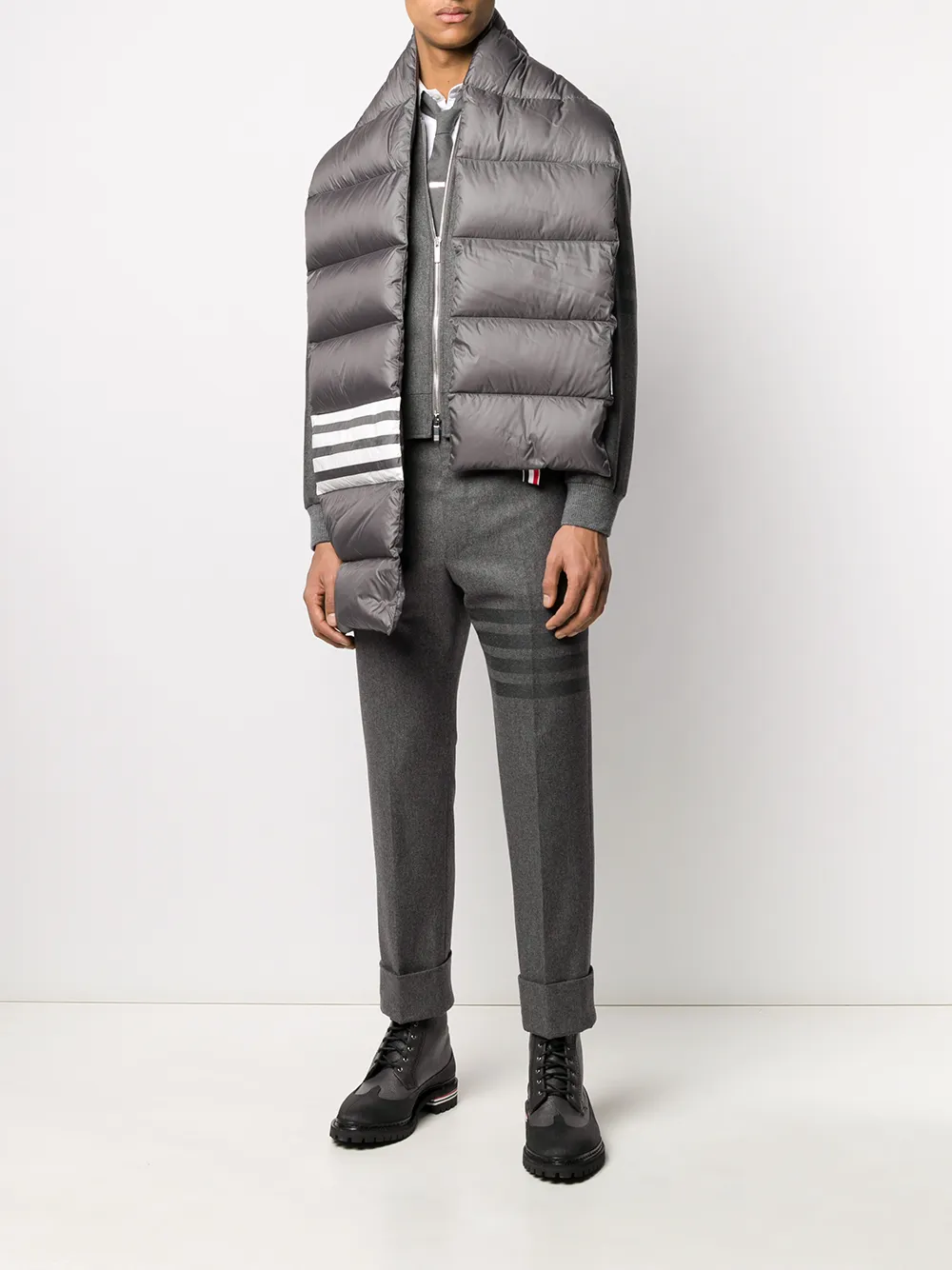 Thom Browne Gewatteerde sjaal - Grijs