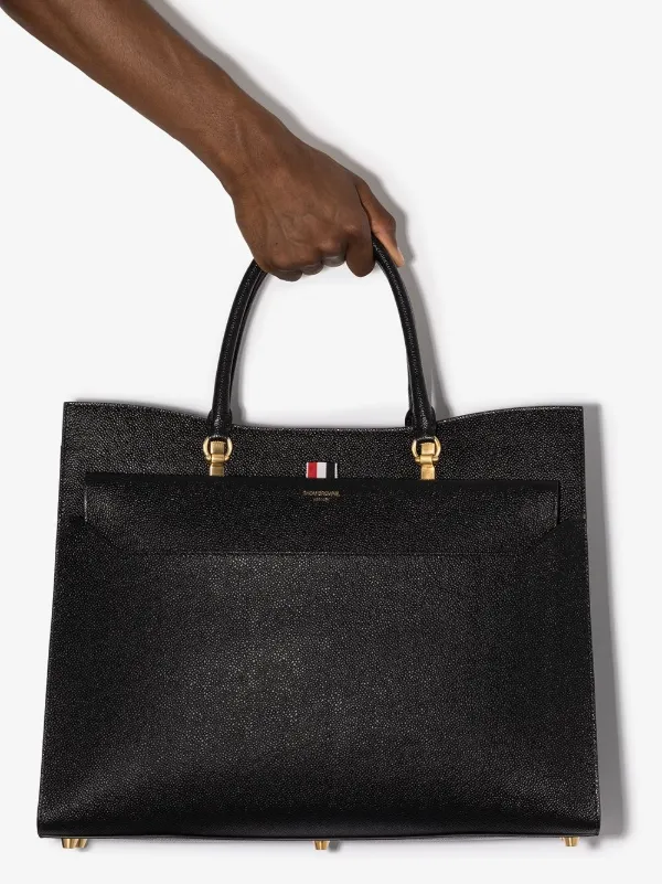 トートバッグ THOM BROWNE BLACK TOP HANDLE BAG Thom Browne Large Duet Tote Bag | Black | FARFETCH