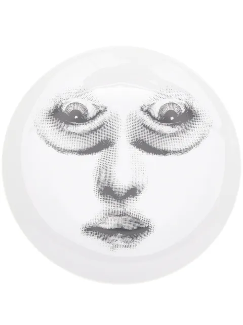 Fornasetti plato con cara del revés