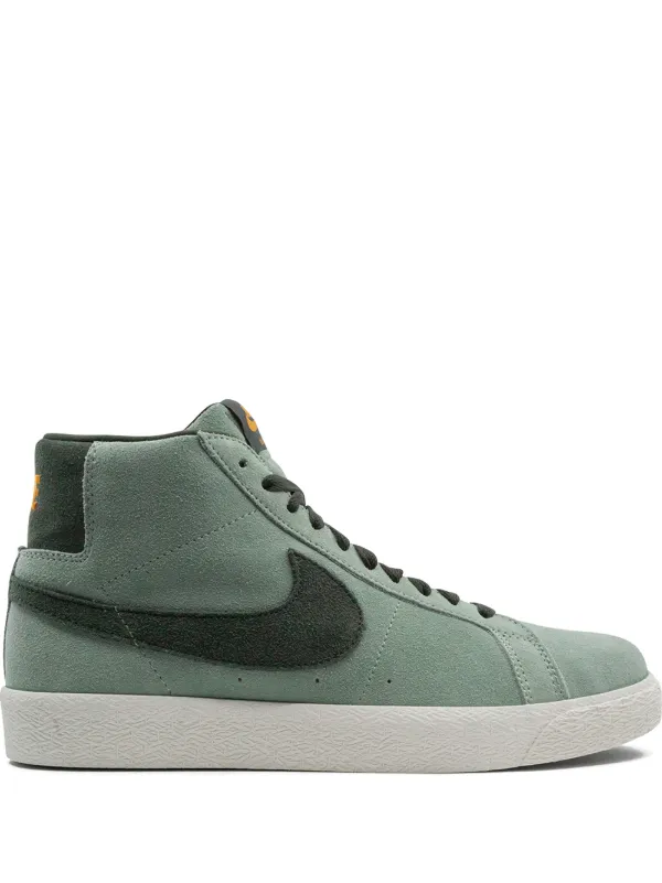 sb zoom blazer mid