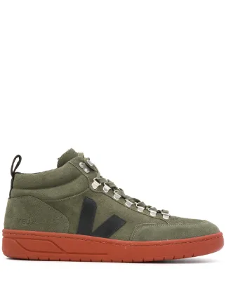 veja green trainers