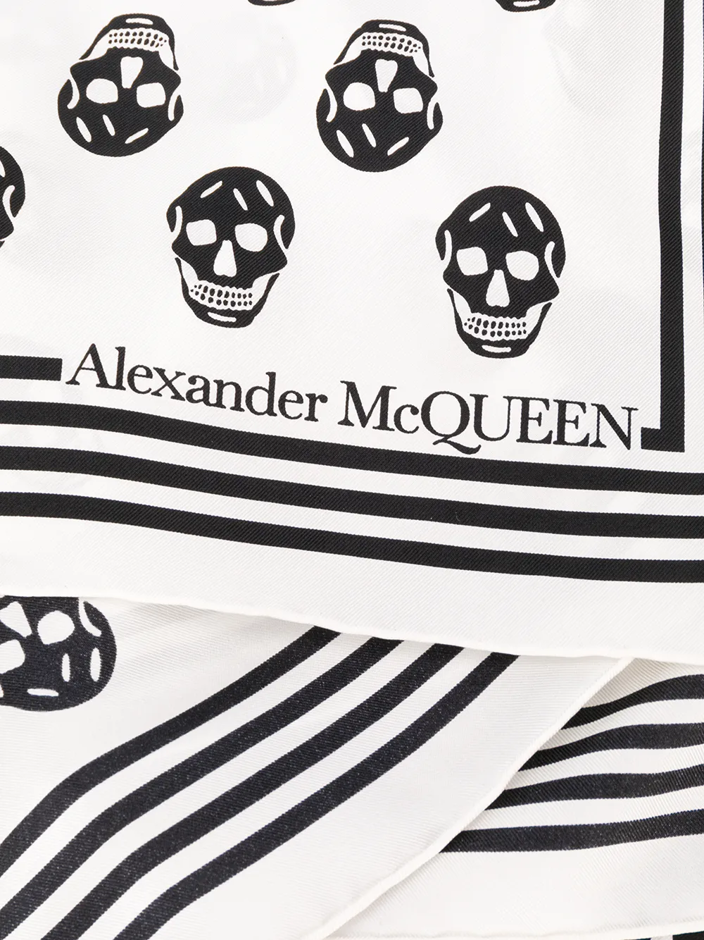 Affordable Alexander McQueen skull-print silk scarf Women