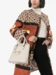الصورة 2 من Gucci حقيبة عملية صغيرة بحلية معدنية