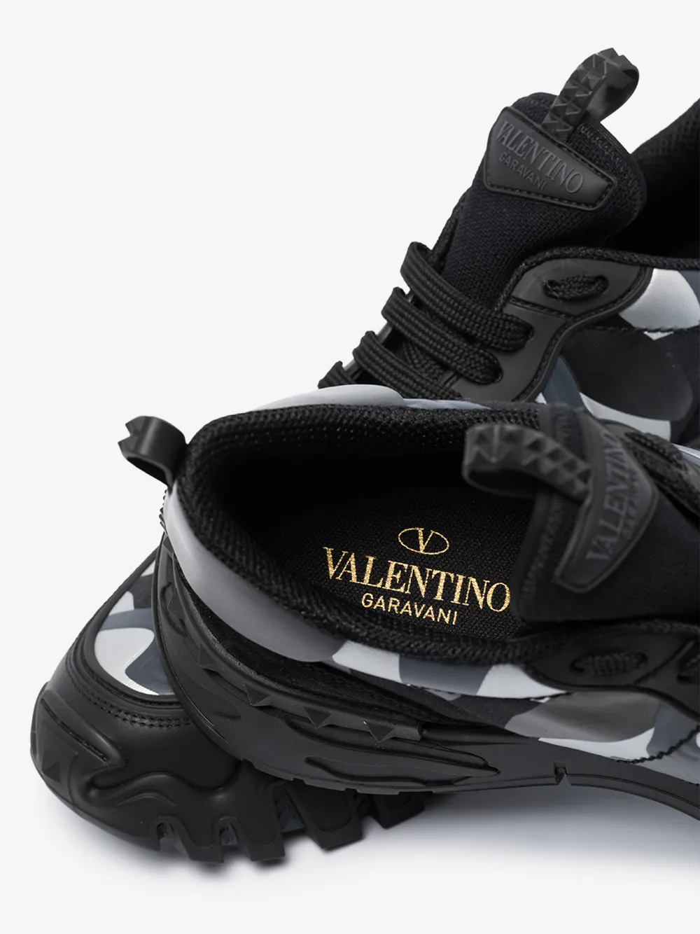 VALENTINO BLACK ROCKRUNNER LEATHER SNEAKERS,TY0S0C88MHB14811139