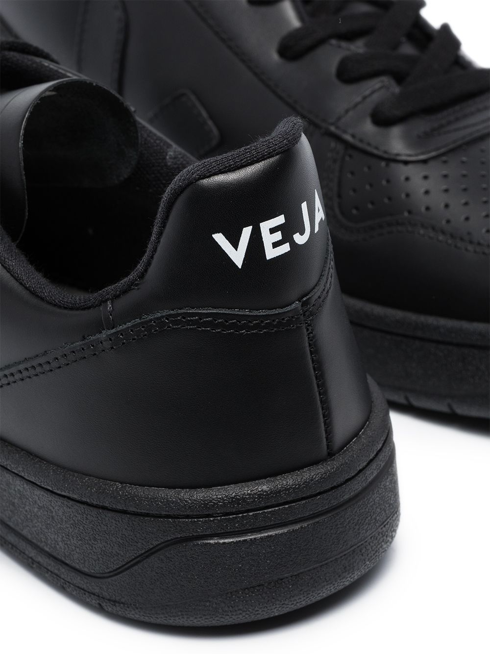 фото Veja black v-10 leather sneakers