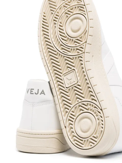 VEJA V-10 LOW TOP SNEAKERS