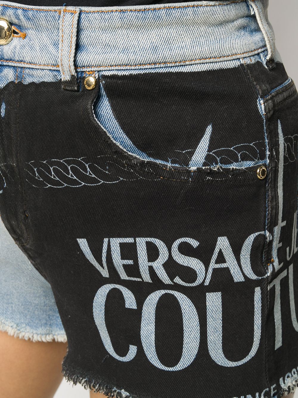 фото Versace jeans couture джинсовые шорты со вставками