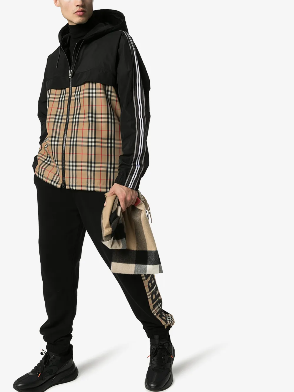 BURBERRY BURBERRY VINTAGE CHECK HOODED JACKET,802403114827956