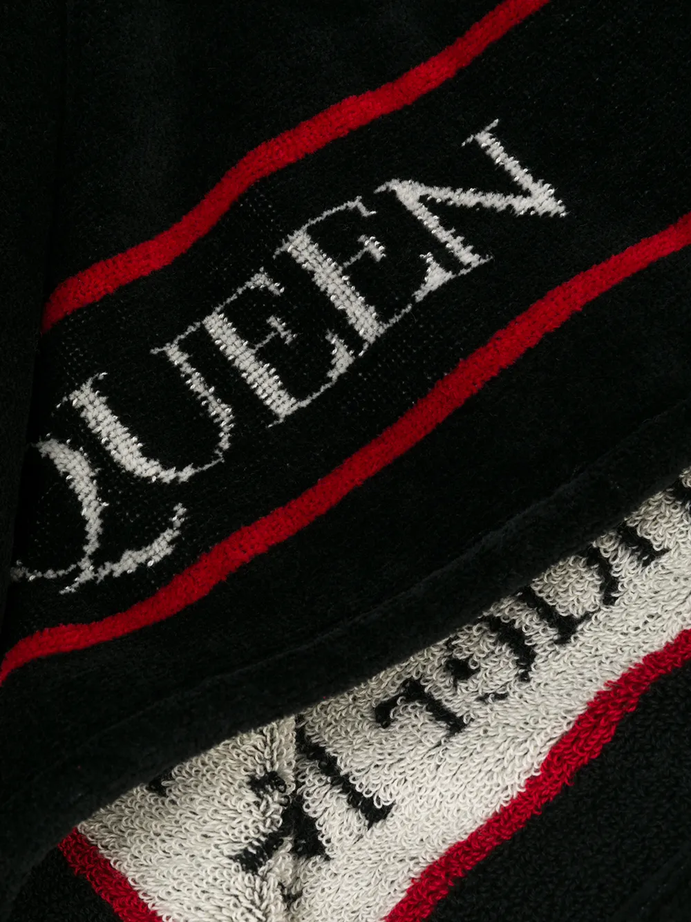 Alexander McQueen Strandhanddoek met logo - Zwart