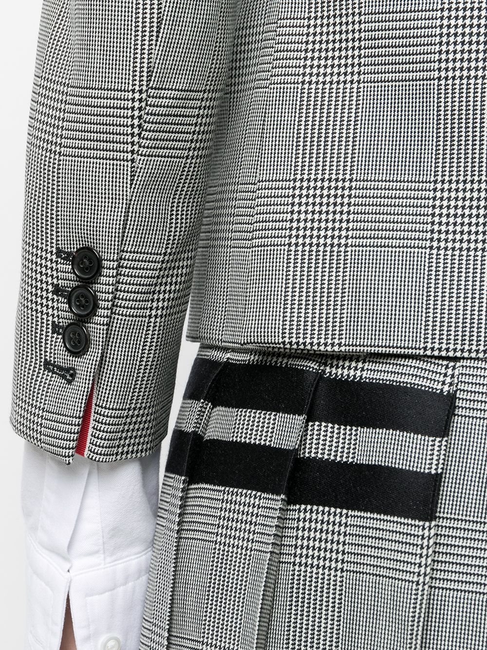 фото Thom browne блейзер classic sb в клетку prince of wales с полосками 4-bar