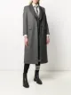 الصورة 2 من Thom Browne معطف صوف بصف أزرار واحد