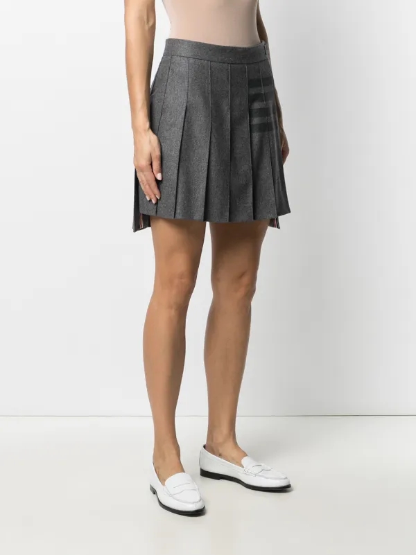 Flannel pleated outlet skirt