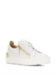 الصورة 2 من Giuseppe Zanotti حذاء رياضي مزين بسحاب