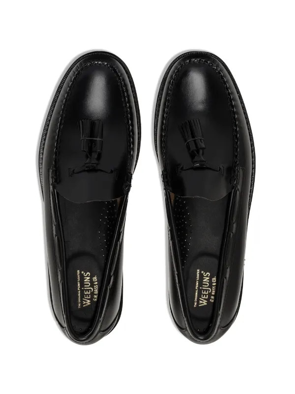 weejuns larkin tassel loafers