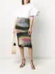 الصورة 2 من DVF Diane von Furstenberg تنورة مجسمة بطبعة تجريدية