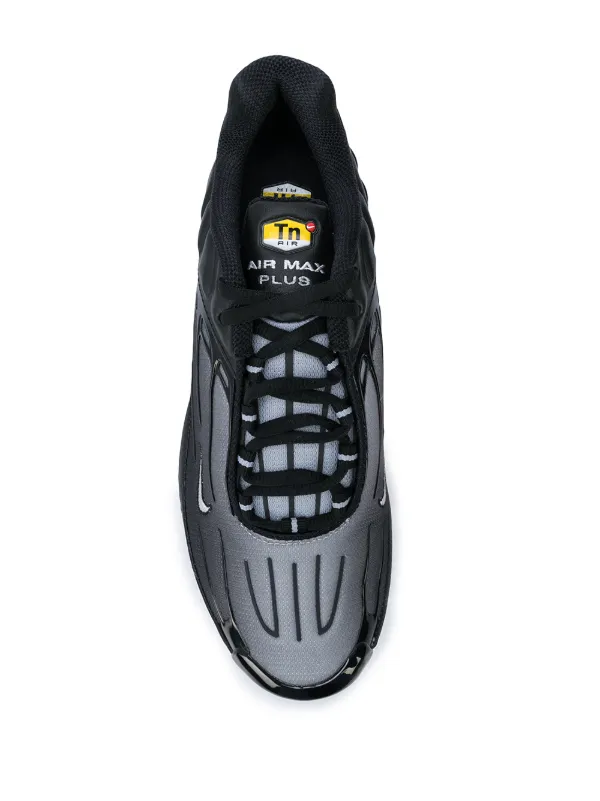 Nike Air Max Plus 3 スニーカー | ブラック | FARFETCH JP