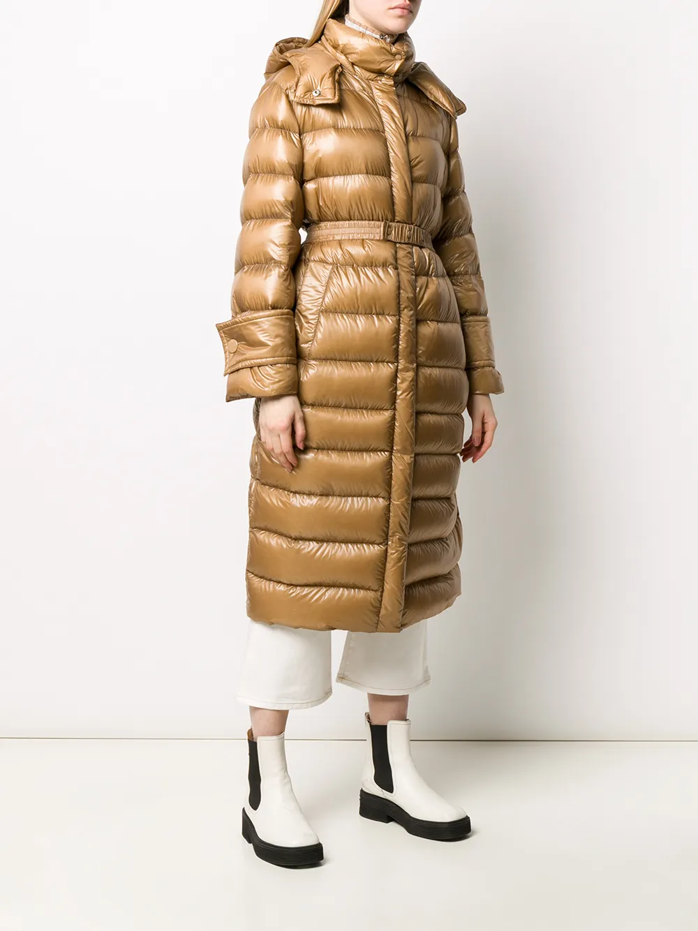 фото Moncler длинный пуховик