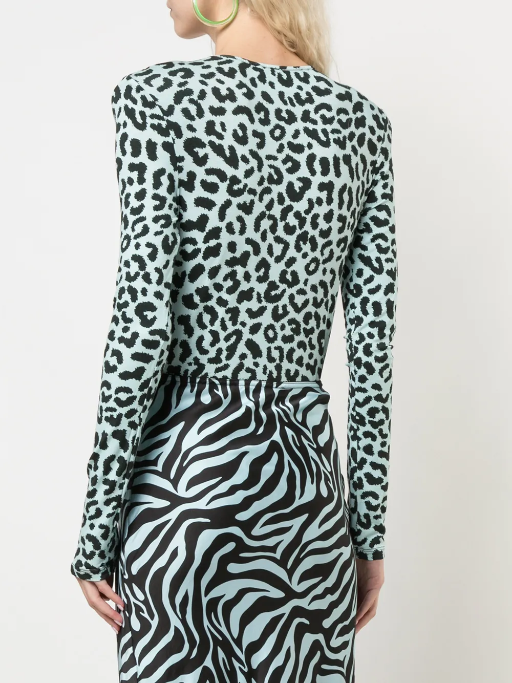 фото Andamane structured-shoulder leopard-print bodysuit