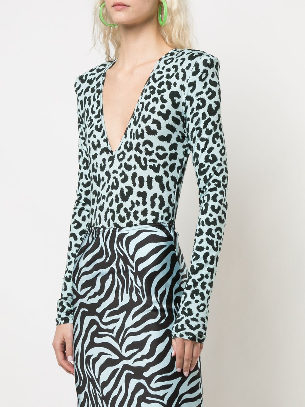 фото Andamane structured-shoulder leopard-print bodysuit