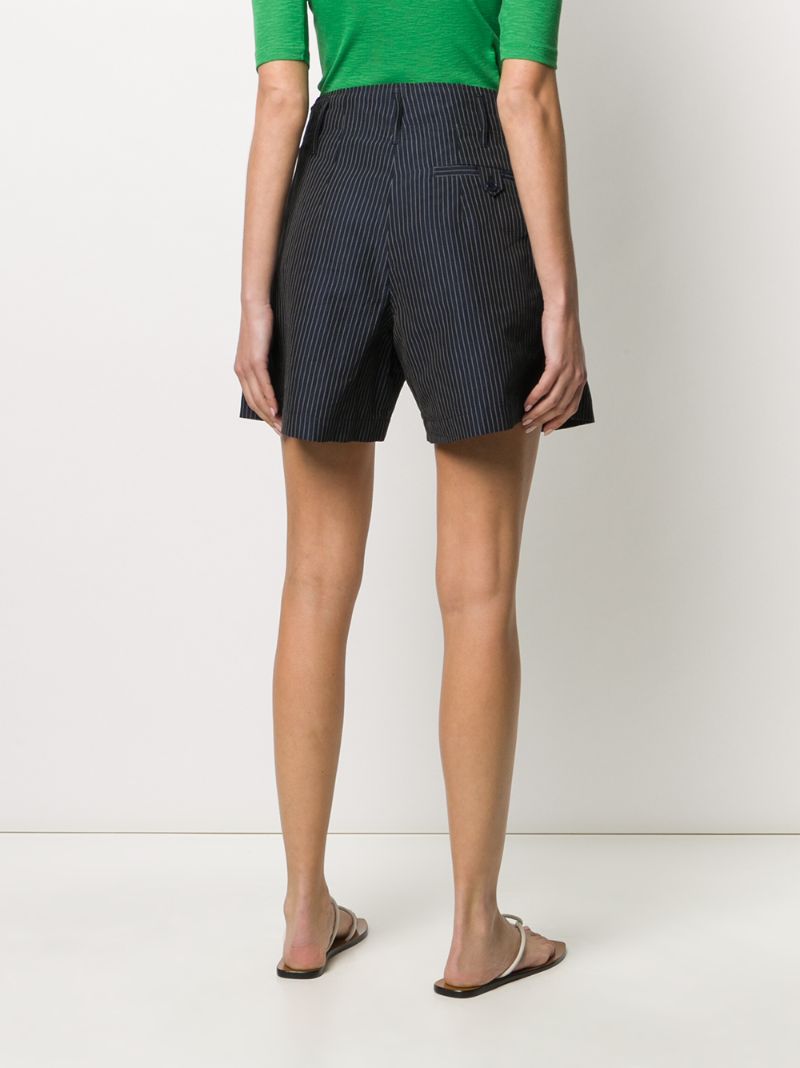 YMC YOU MUST CREATE WEITE SHORTS MIT STREIFEN 