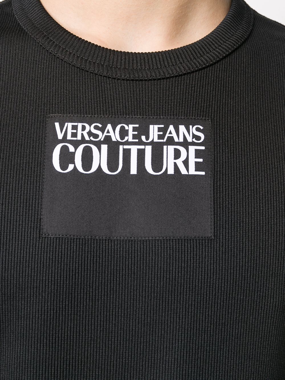 фото Versace jeans couture футболка в рубчик с нашивкой-логотипом