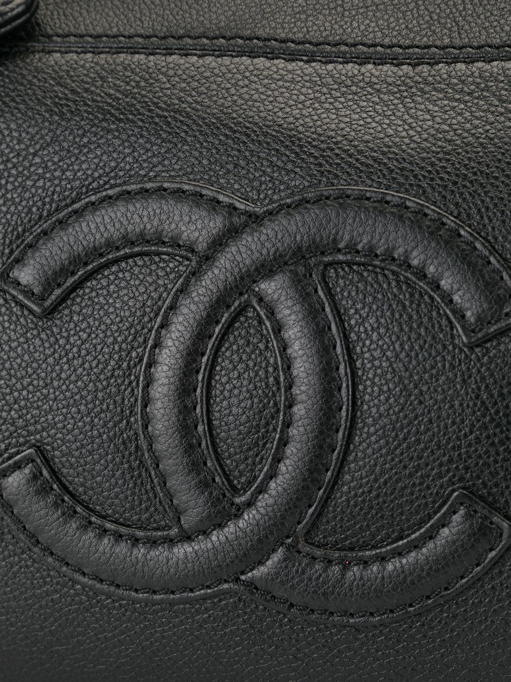 фото Chanel pre-owned сумка на плечо 2004-го года с логотипом cc