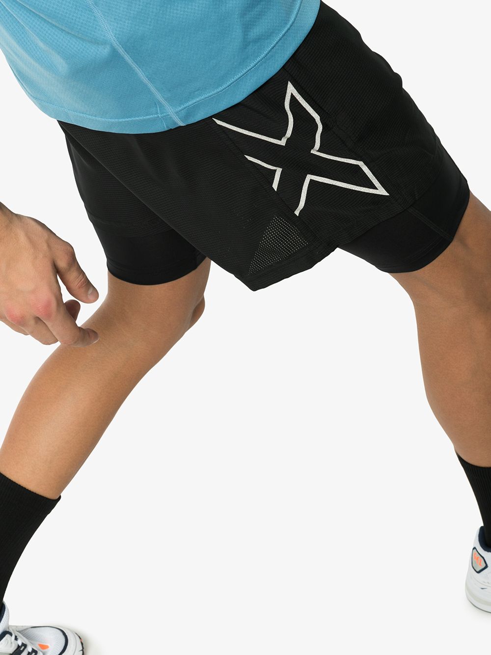 фото 2xu x-vent compression running shorts